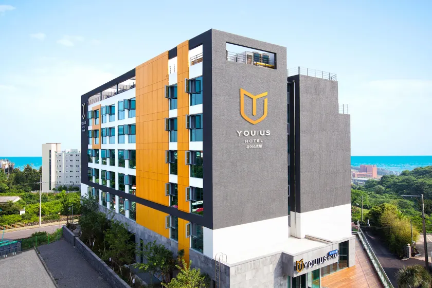 YOUUS Hotel - Image 1