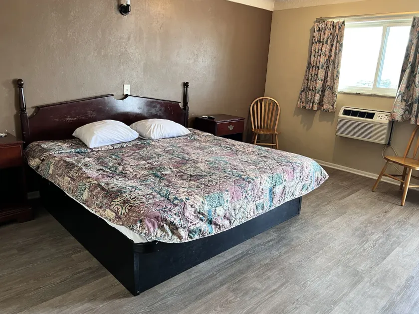 Crown Inn - Image 1