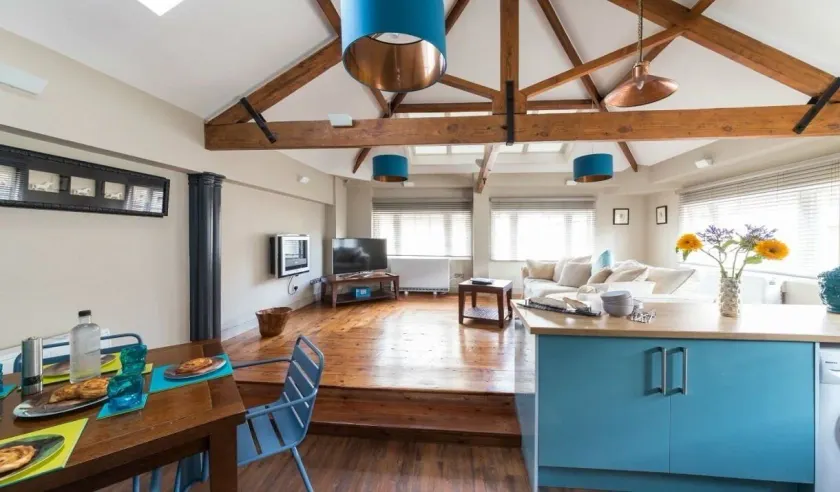 Dream Stays Bath - Queen Street Loft Apartment - Image 1