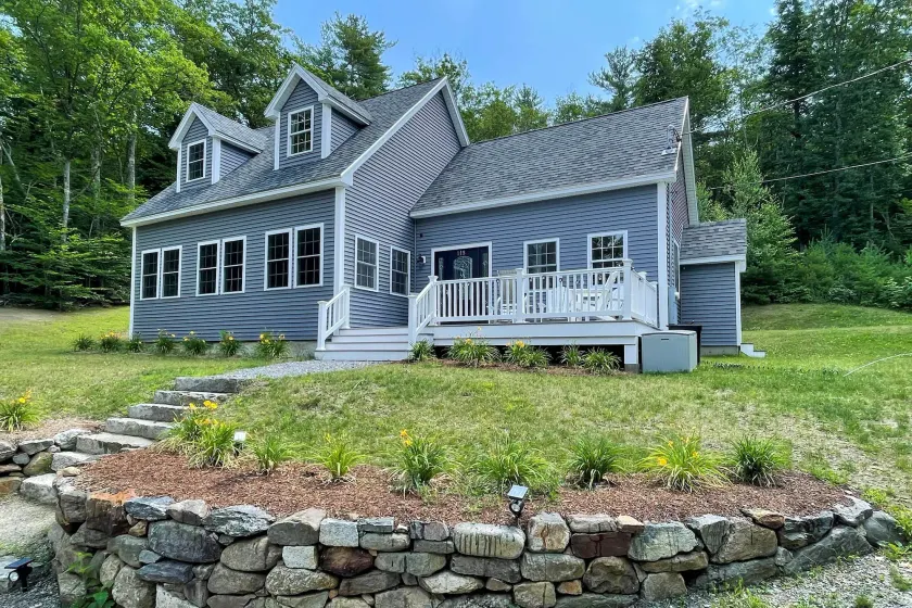 Belmont Home w/ Mtn View, 9 Mi to Gunstock Resort - Intérieur