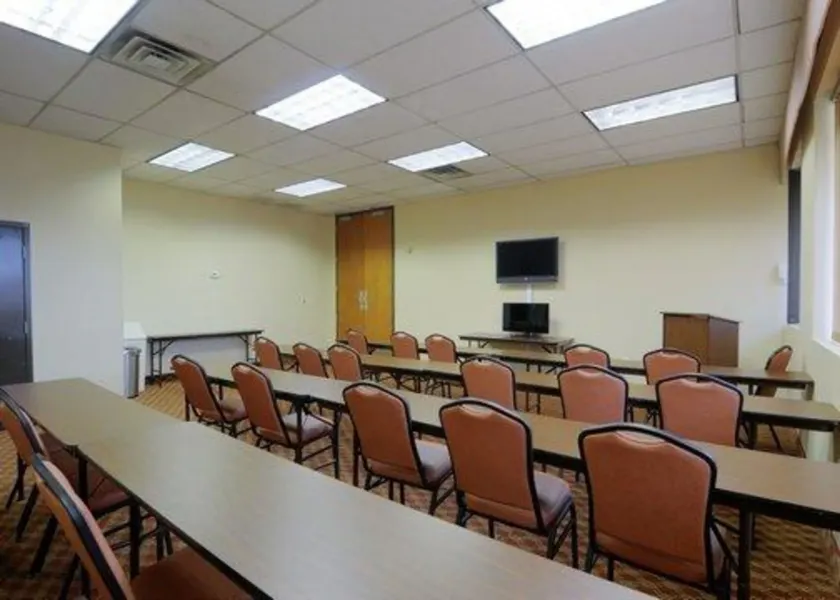 Quality Inn Mount Airy Mayberry - Image 1
