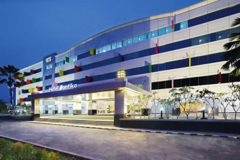 Hotel Santika Kelapa Gading - Image 1
