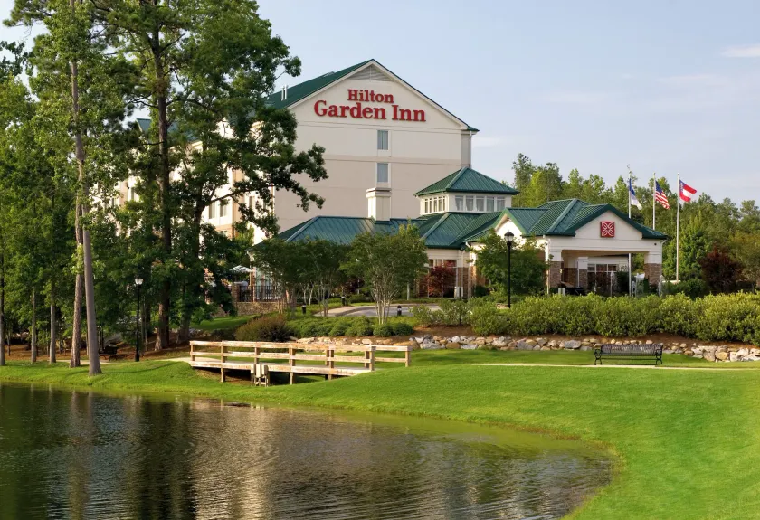 Hilton Garden Inn Columbus - Image 1