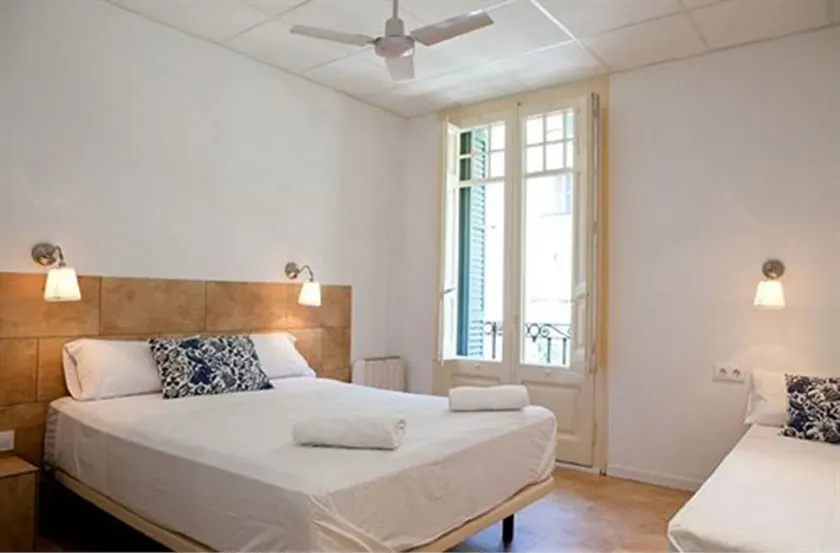 Hostal Martinval - Image 1