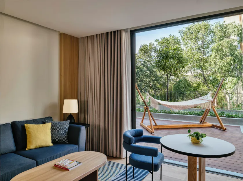 voco Bangkok Surawong by IHG - Image 1