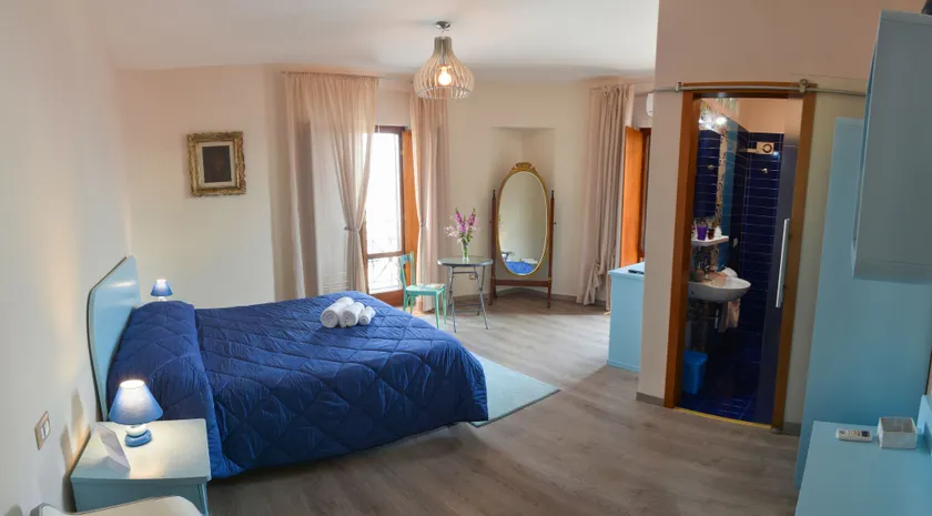 FURTURE'Rooms - Image 1