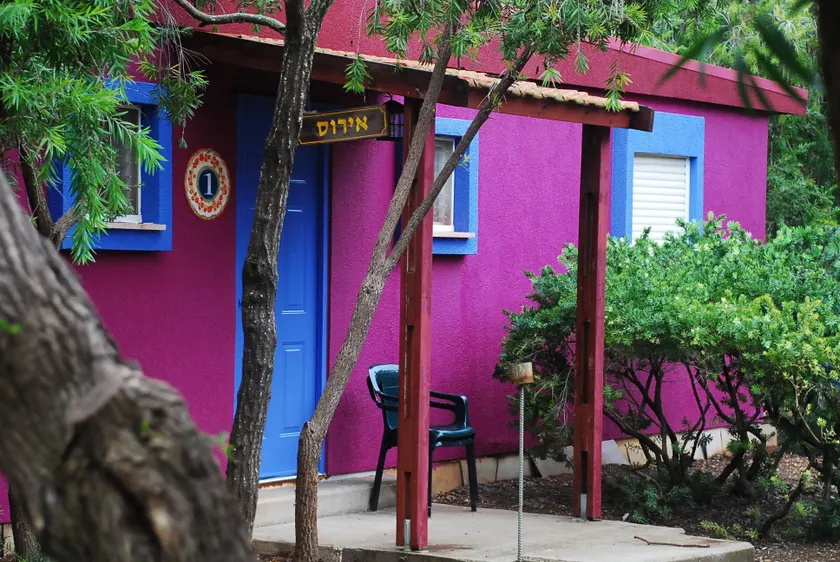 Mizra Guest House - Image 1