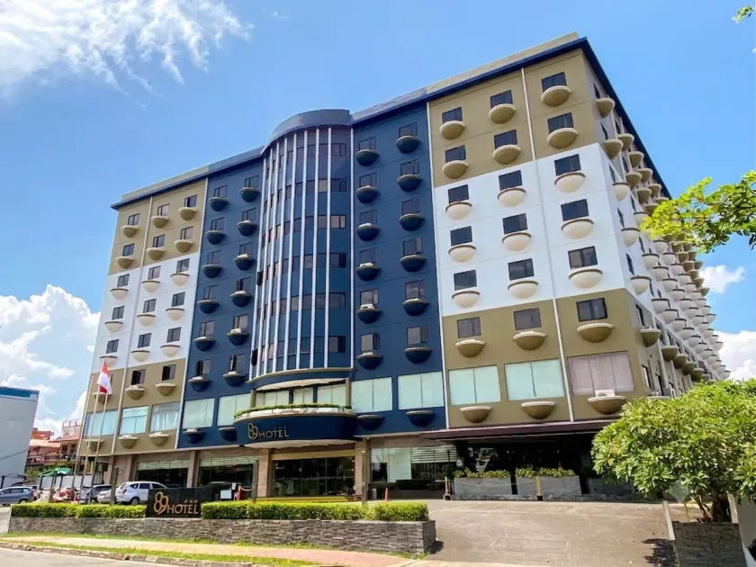 89 Hotel - Image 1