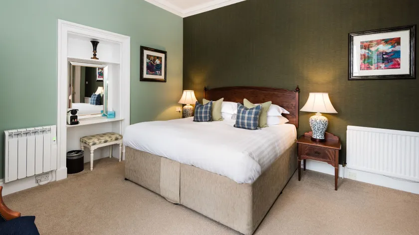 Sunbank House Metro Hotel - Image 1