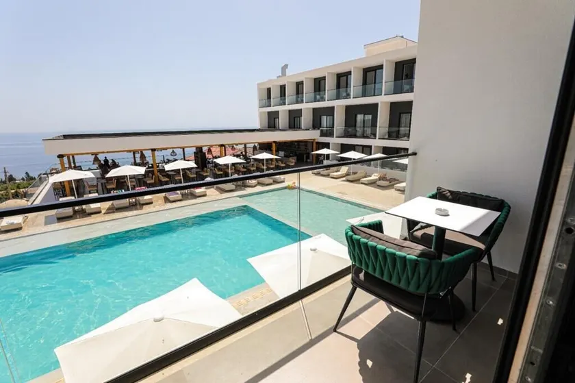 Black Diamond Hotel Dhermi - Image 1
