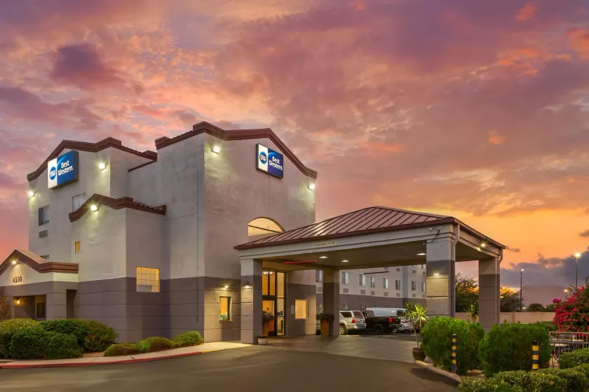 Best Western Gold Poppy Inn - Image 1