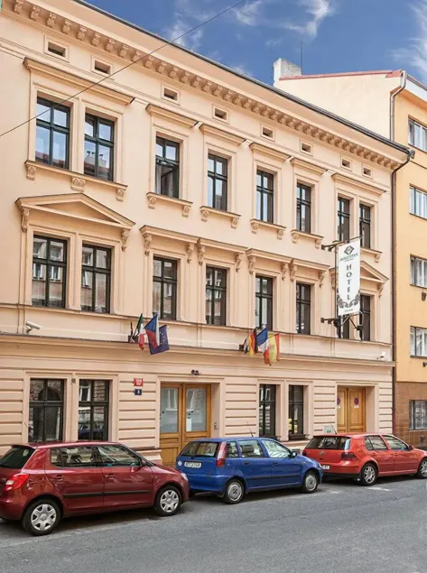 Augustus et Otto Hotel - Image 1