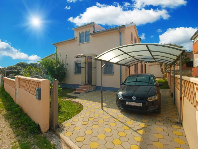 Appartamento accogliente e familiare con barbecue e terrazza - Image 1
