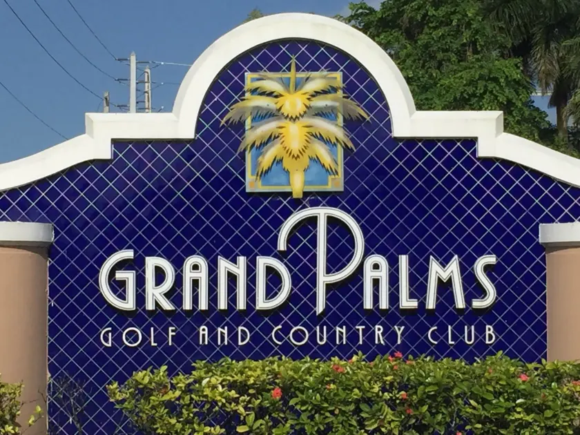 Grand Palms Spa & Golf Resort - Image 1