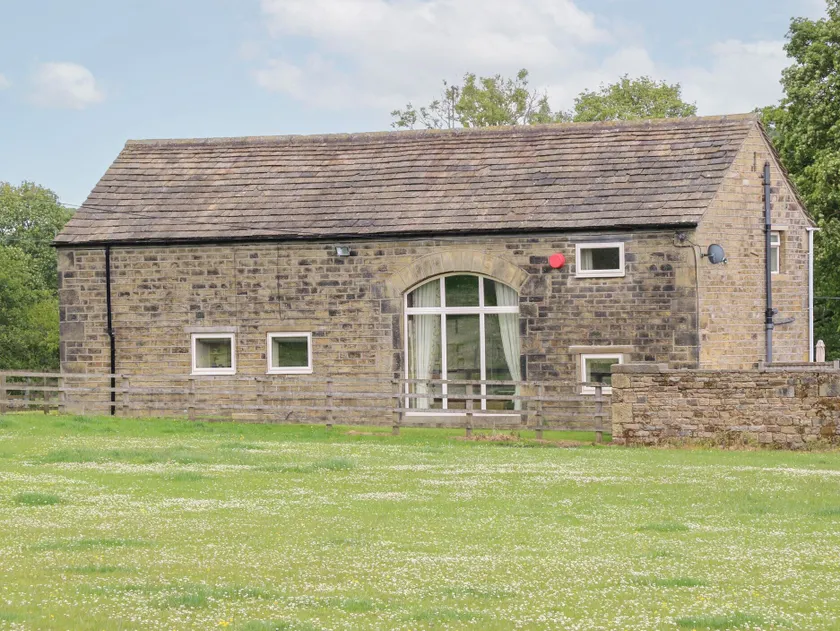 Bullace Barn - Image 1