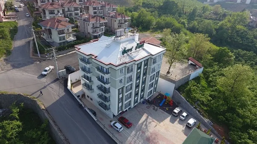 Sweet Home Suite Hotel - Image 1
