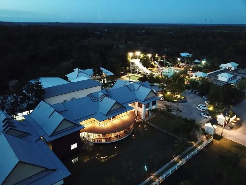 Nonghan Grand Hotel and Resort - Image 1