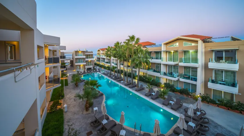 Marika Beach Hotel - Image 1