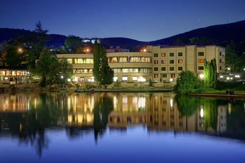 Park Hotel Stara Zagora - Image 1