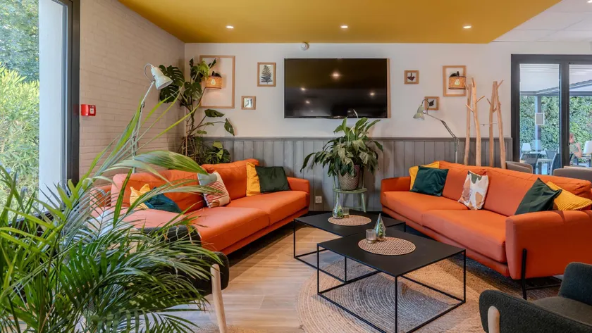 Campanile NATURE - Orange - Lobby