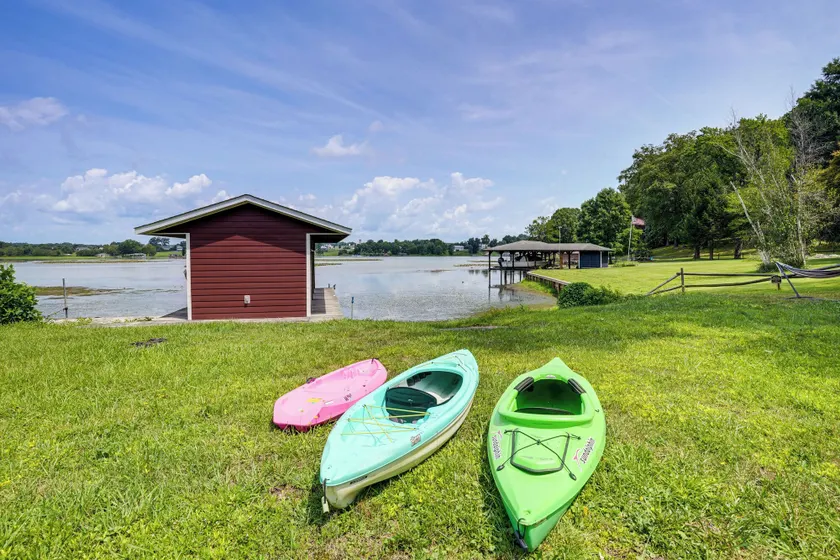 Hot Tub + Fire Pits: Waterfront Lake Anna Escape! - Image 1