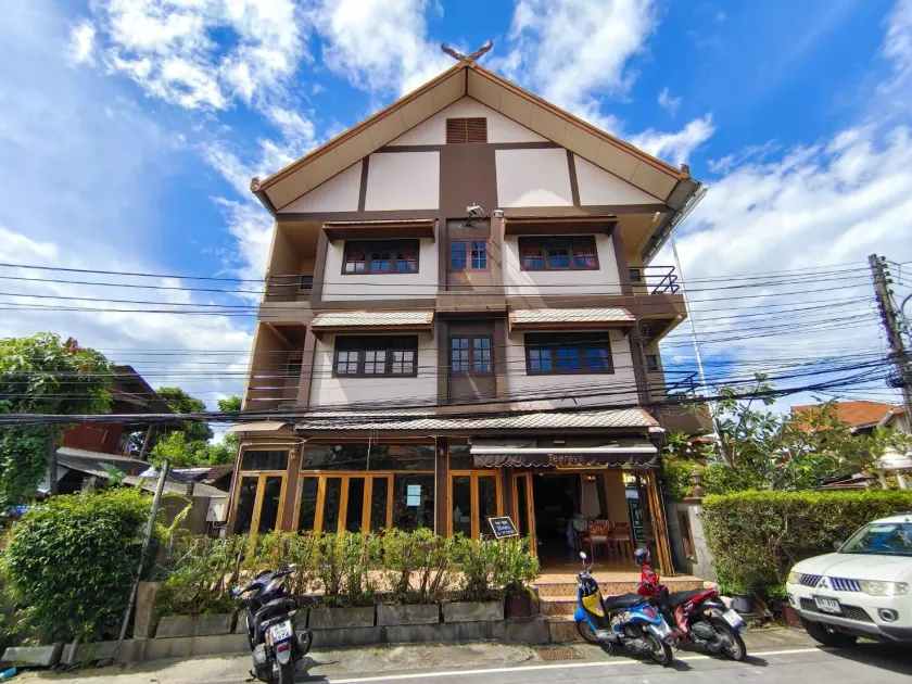Wualai Boutique by Lanna Oriental ว้วลาย บูทิค บาย ล้านนา ออเรียนทัล - Image 1
