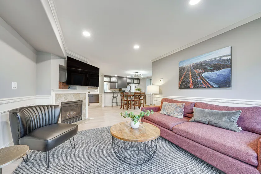 2 Mi to Matches at Lumen Field! Seattle Townhome - Image 1