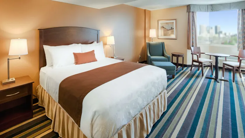 Best Western Plus Winnipeg Airport Hotel - Image 1