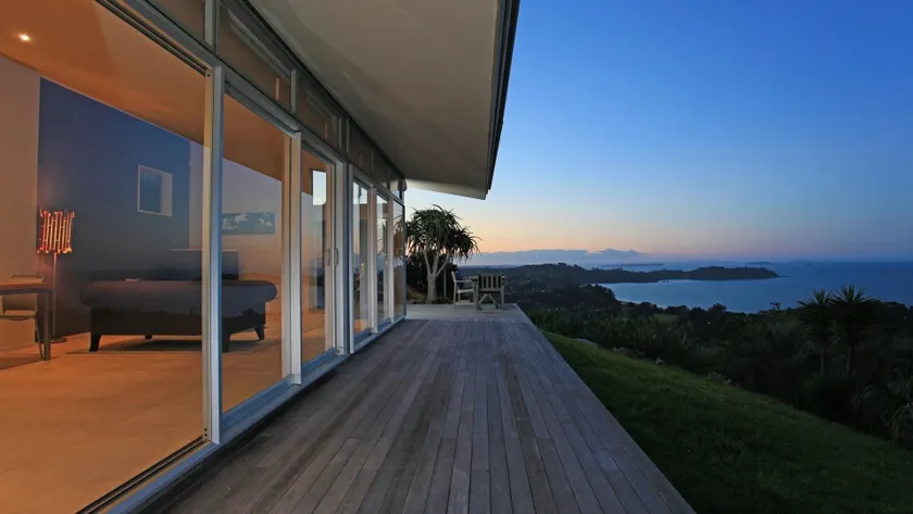 Nikau Apartments Waiheke Island - Image 1