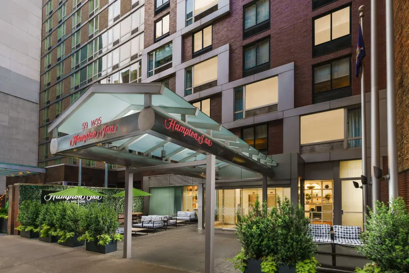 Hampton Inn Manhattan-35th St/Empire State Bldg - Image 1