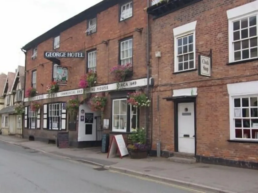 The George Hotel - Image 1