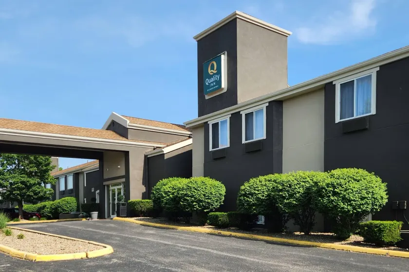 Quality Inn Brunswick Cleveland South - Image 1