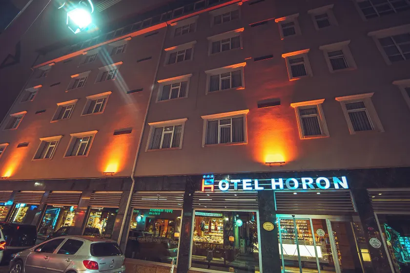 Horon Hotel - Image 1