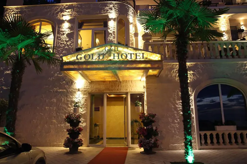 Hotel Gold - Image 1