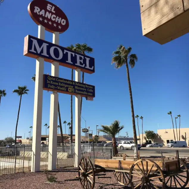 El Rancho Motel - Image 1
