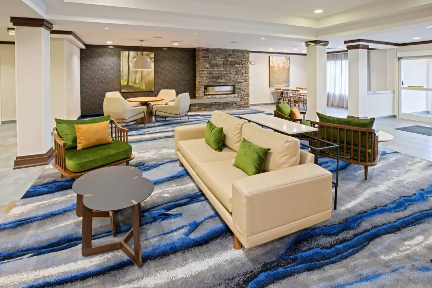 Fairfield Inn & Suites by Marriott Elizabethtown - Image 1