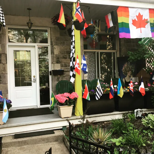Pied-A-Terre Mont-Royal - Hostel - Image 1