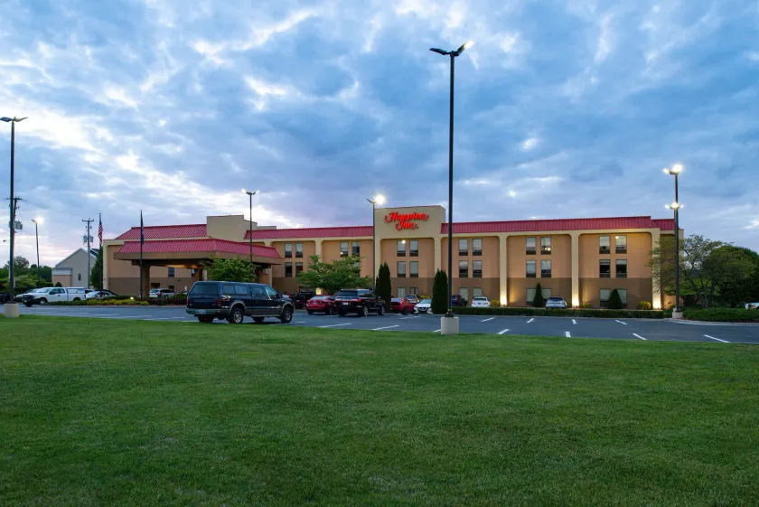 Hampton Inn Wytheville - Image 1