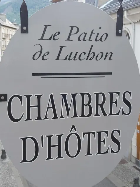 Le Patio de Luchon - Image 1