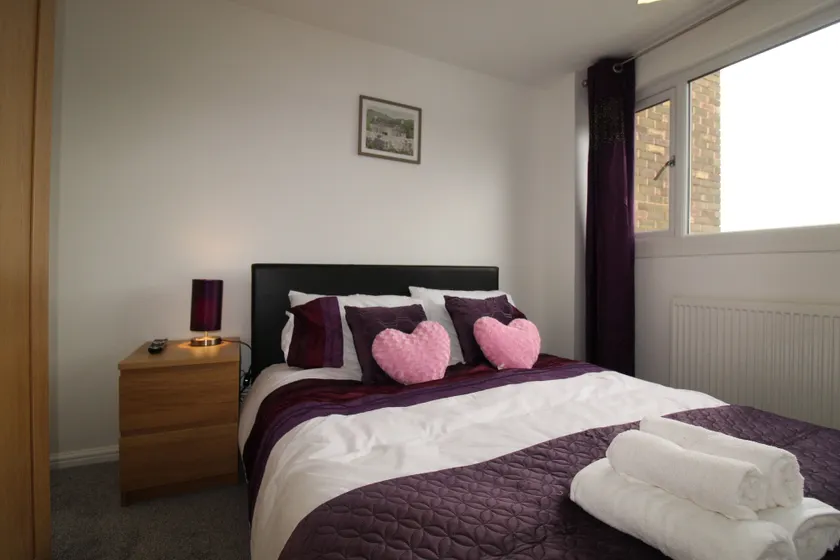 Green Hil Apartment - Image 1