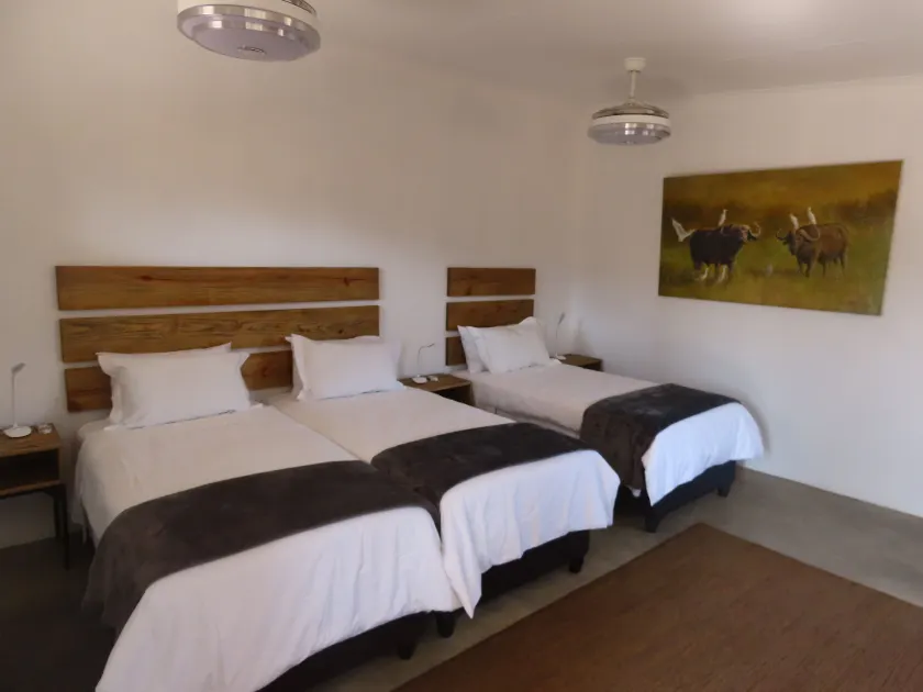 Sunset Lodge & Safaris - Image 1