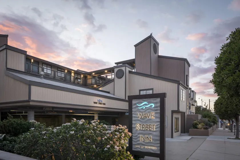 Wave Street Inn - Image 1