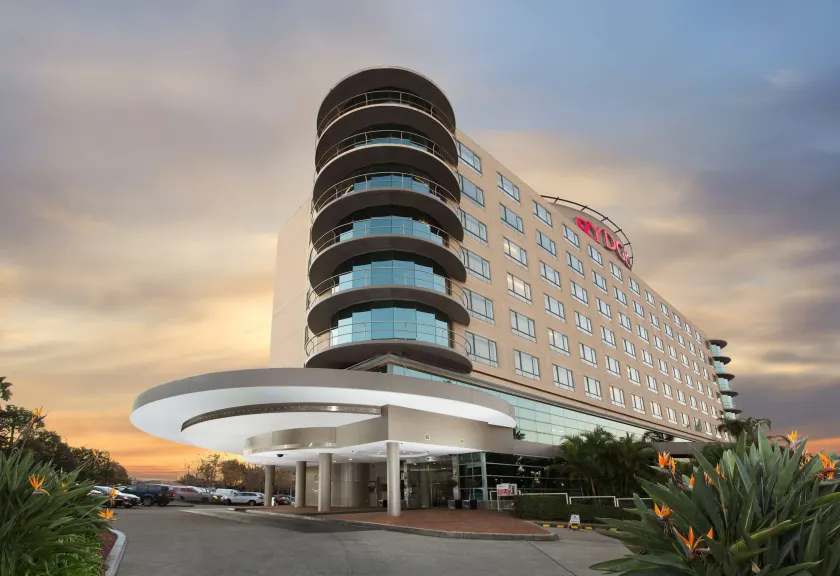 Rydges Parramatta - Image 1