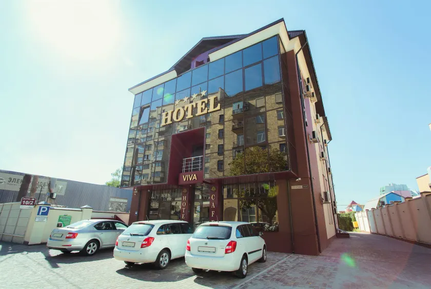 Viva Hotel - Image 1