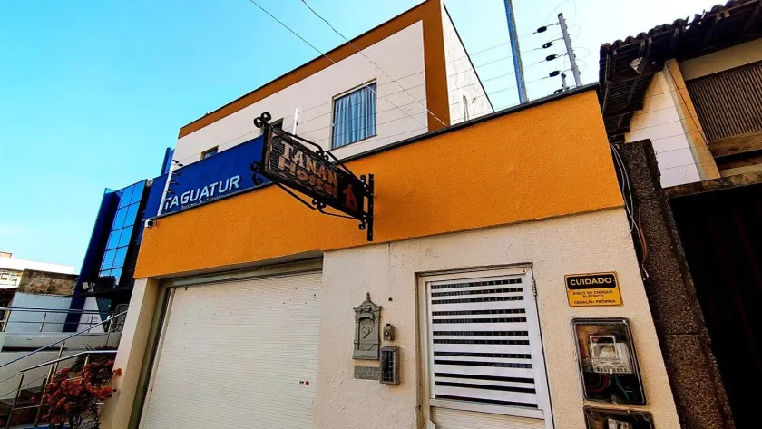 Tanan Hostel - Image 1