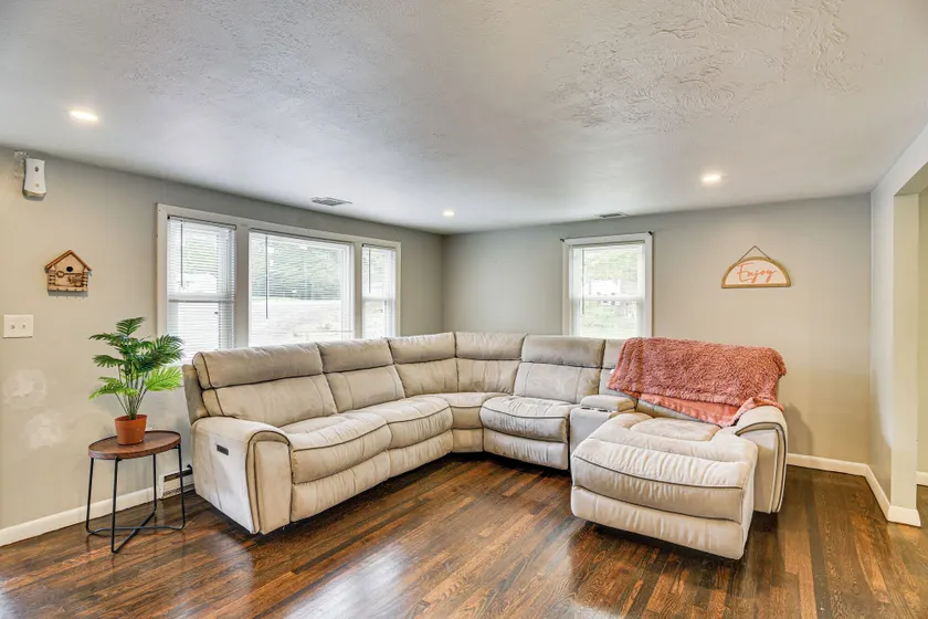 Stay & Play in Plymouth: Spacious Home w/ Yard - Image 1