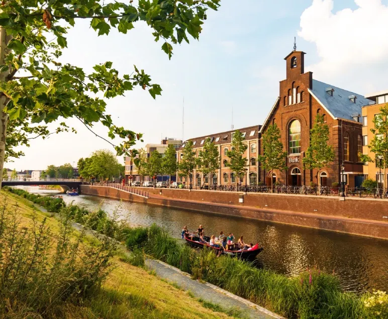 Bunk Hotel Utrecht - Image 1