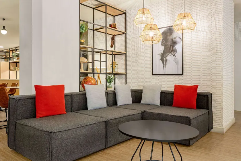 Ramada by Wyndham Madrid Tres Cantos - Hall