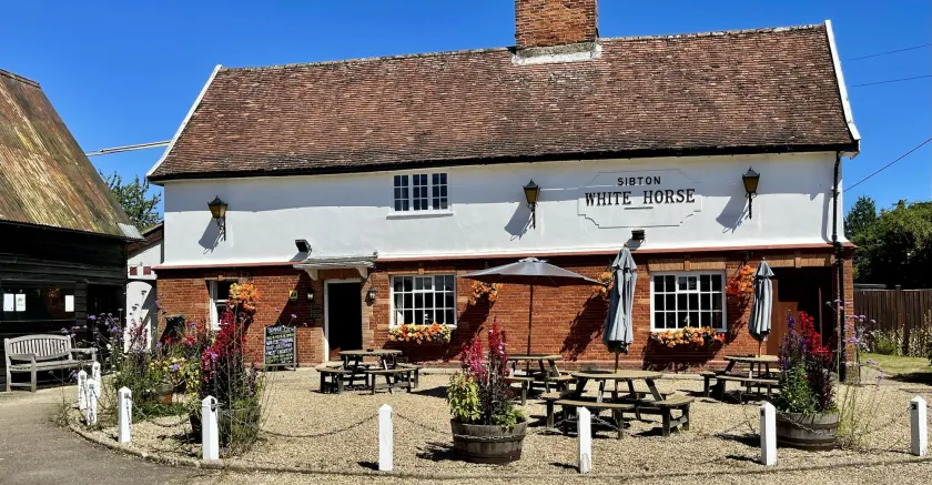 Sibton White Horse Inn - Image 1