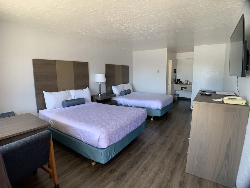 Brookings Inn Resort - Image 1